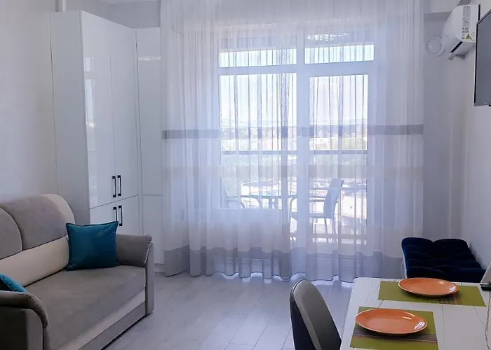 Oasis Premium Class 1Bd Apartment With Living Room