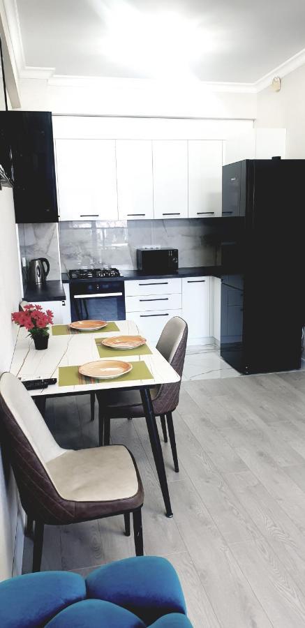 Oasis Premium Class 1bd With Living Kischinau